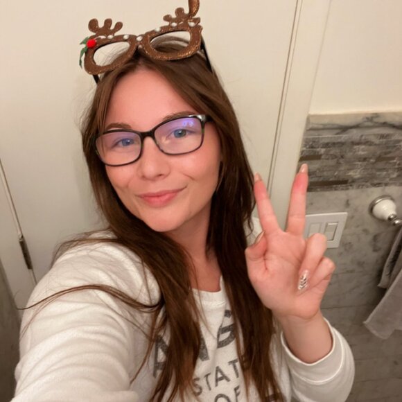 Meet your Posher, Savannah - Picture 1 of 1